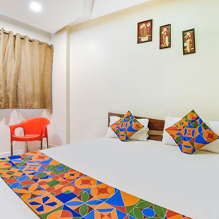Fabexpress Ta Paradise Ujjain Exteriör bild